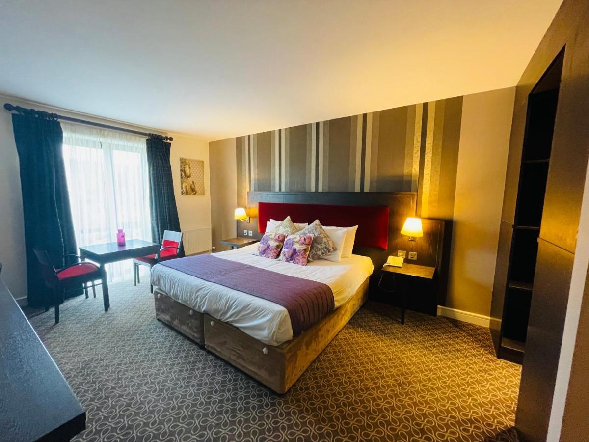 Burren Atlantic Hotel & Holiday Cottages Ballyvaughan Dış mekan fotoğraf