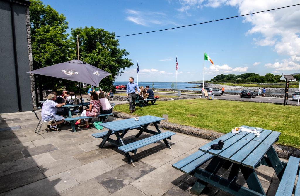 Burren Atlantic Hotel & Holiday Cottages Ballyvaughan Dış mekan fotoğraf
