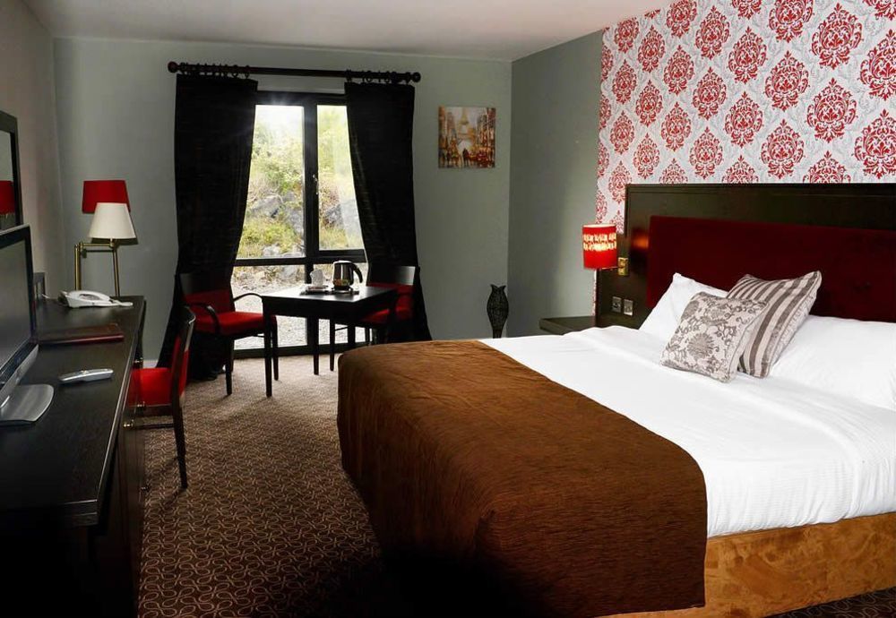 Burren Atlantic Hotel & Holiday Cottages Ballyvaughan Dış mekan fotoğraf