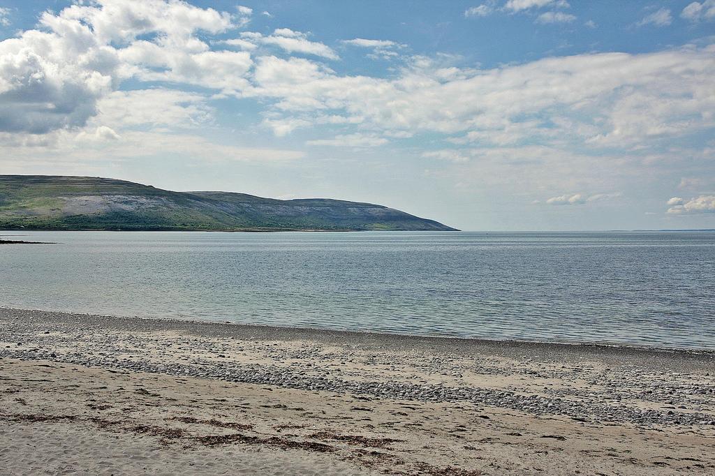 Burren Atlantic Hotel & Holiday Cottages Ballyvaughan Dış mekan fotoğraf